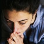 الاكتئاب لا يؤثر على المزاج فقط.. بل يغير طريقة عمل الدماغ