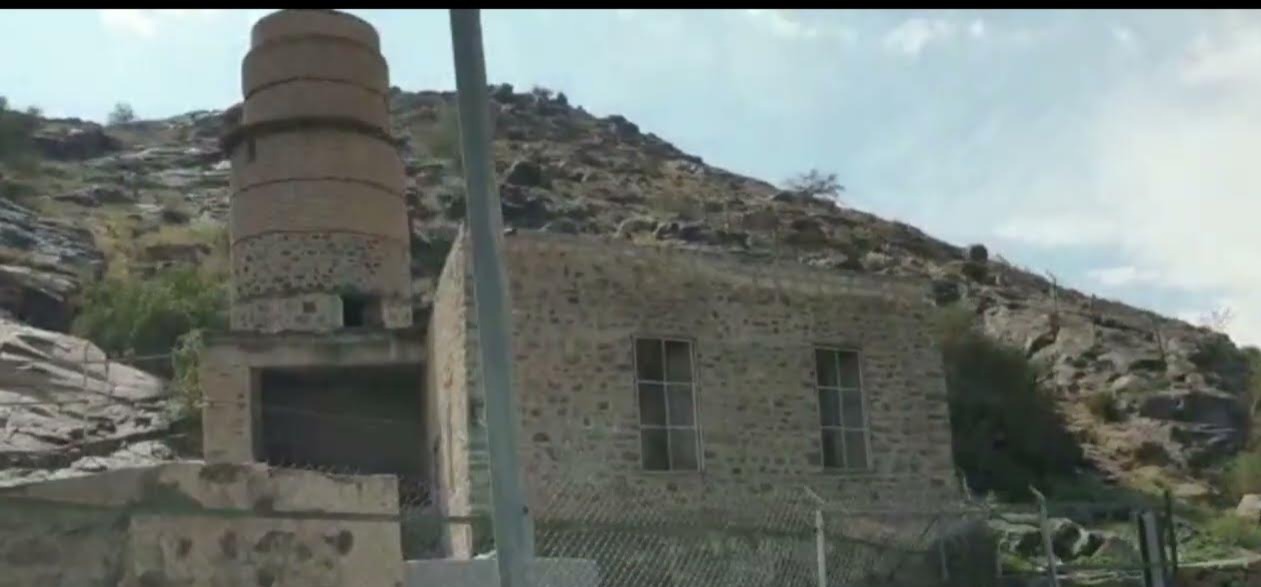 مسجد المدهون.. أيقونة العمارة العثمانية وشاهد التاريخ في قلب الطائف