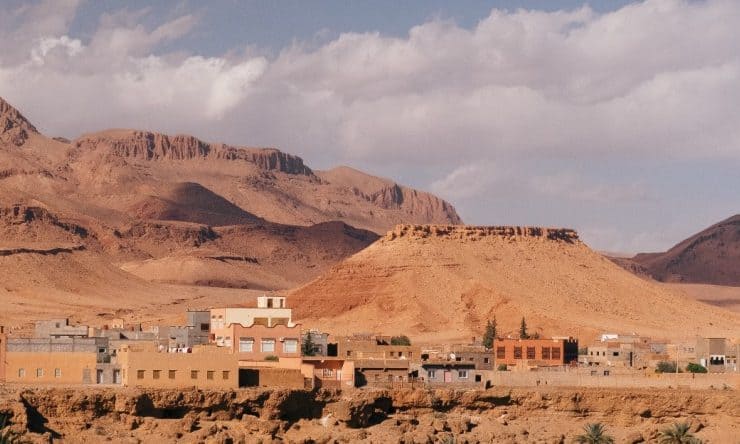 قرية "عشم" الأثرية.. منجم الذهب التاريخي ومنارة الحضارة على طريق الحج