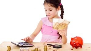 نصائح الخبراء.. 6 طرق لتعليم الأطفال تقدير ما هو أهم من المال