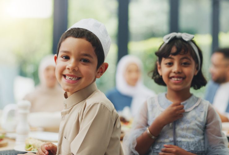 صيام الأطفال في رمضان.. تدريب تدريجي وحماية صحية