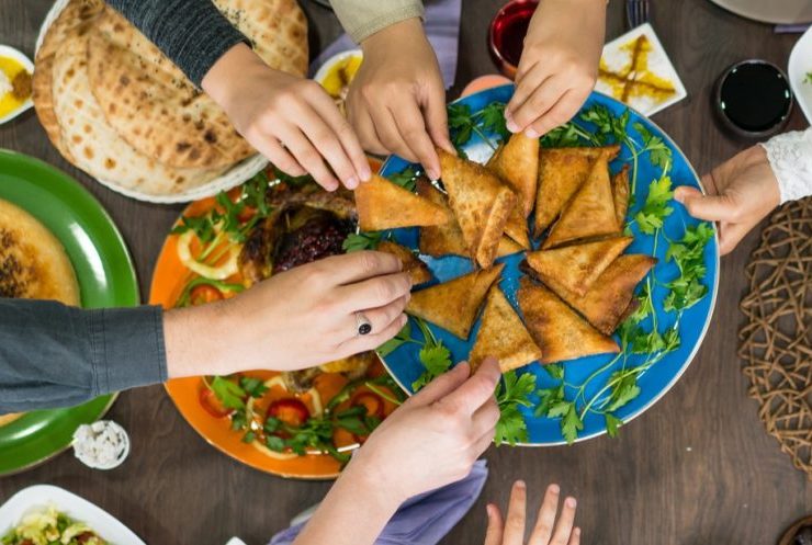 أطباق صحية يعشقها الأطفال على مائدة إفطار رمضان.. خيارات مغذية بطعم شهي