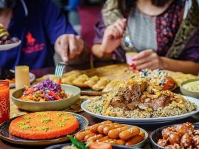 تراجع صور موائد الإفطار في رمضان.. هل اختفى الاستعراض أم تغير الوعي؟