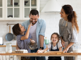 التعاون الأسري في رمضان.. كيف يعزز الروابط ويخلق ذكريات إيجابية؟