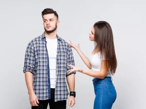 الزوجة النرجسية.. فهم السلوك وكيفية التعامل معها لحياة أفضل