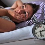ما الذي يحدث لجسمك عند النوم بعد منتصف الليل؟