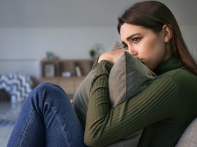 الاكتئاب والانعزال الاجتماعي.. كيف يؤثر على العلاقات والصحة النفسية