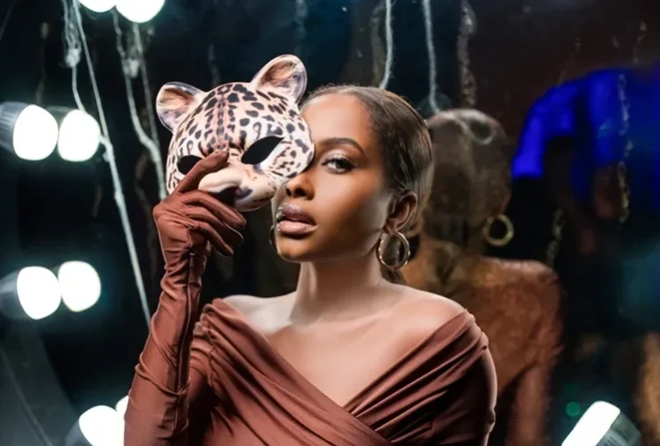 داليا مبارك.. مسيرة فنية بدأت مبكراً وأغنيات تحصد ملايين المشاهدات