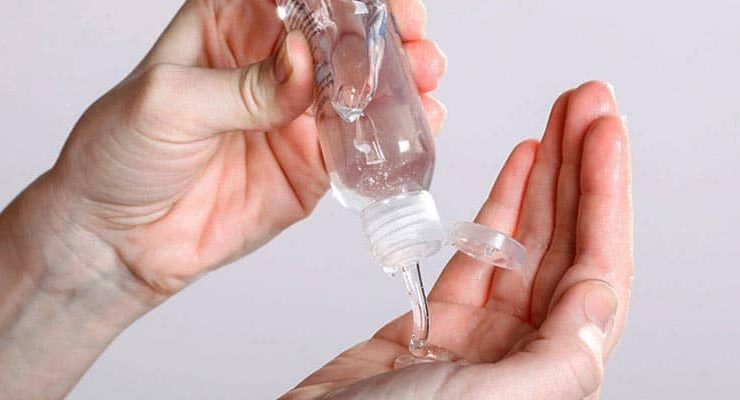 فخ النظافة المطلقة.. كيف يغتال الإفراط في التعقيم مناعتنا؟