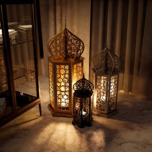 الفوانيس التقليدية.. لمسة تراثية تعيد الحياة إلى الديكور الحديث