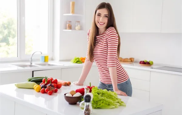 كيف تستعيدي وزنك الطبيعي بعد رمضان؟ 5 حميات غذائية مجربة