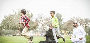 الأسرة ودورها في بناء جيل واعٍ ومستقبل أقوى