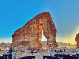 طنطورة العلا".. مزولة الزمن التي توجت شتاء السعودية بمهرجان عالمي