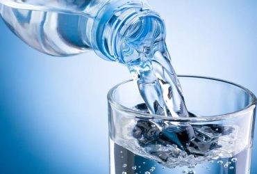 المياه المعدنية.. فوائد صحية متعددة تعزز الهضم وتقوي العظام