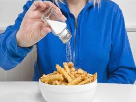 فن استعادة النكهة.. 6 حيل ذكية لإنقاذ الأطباق من الملح الزائد