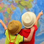 السفر مع الأطفال.. تجربة ترفيهية تتحول إلى استثمار في تنمية المهارات