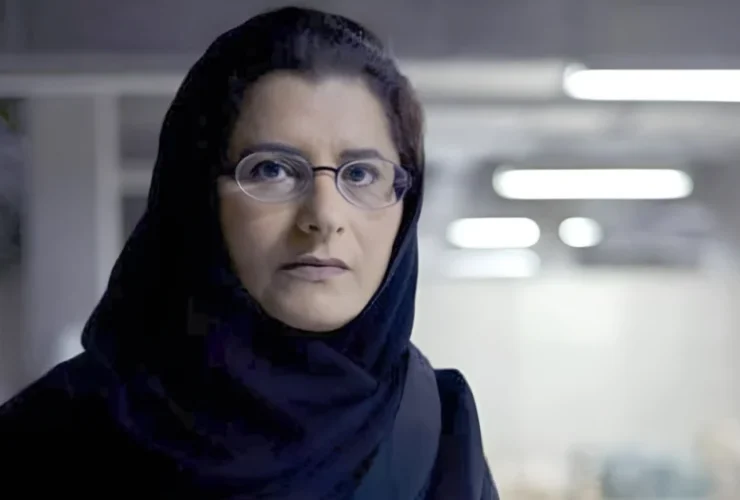 «مها الملوح».. فنانة سعودية توثق الهوية وتعيد قراءة الواقع بلغة تشكيلية معاصرة