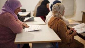 الأمية.. تحدٍ تنموي يهدد المجتمعات وجهود مستمرة للقضاء عليه