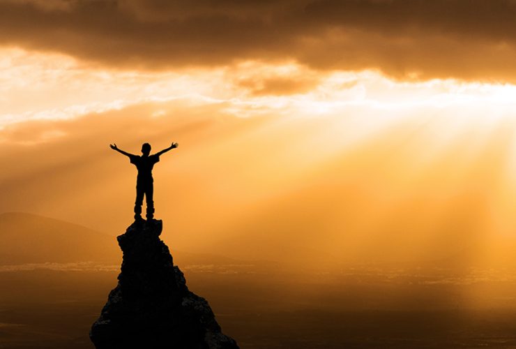 النجاح بين الاجتهاد والحظ.. أيهما يصنع الفارق؟