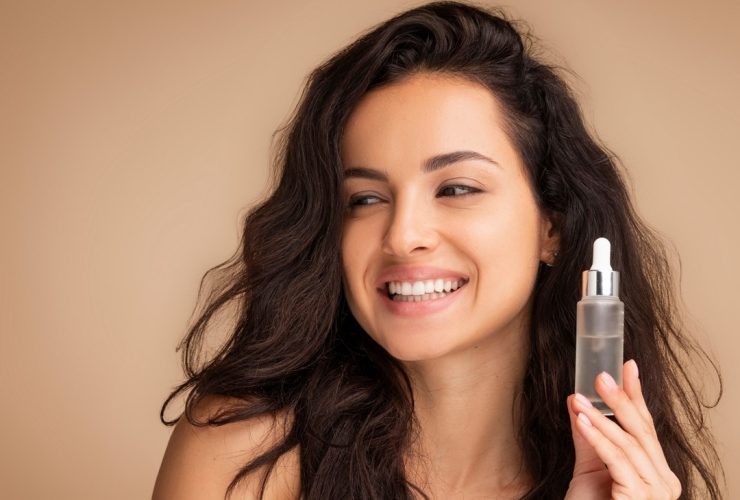 الأرجيريلين.. «البوتوكس في زجاجة» يثير اهتمام خبراء العناية بالبشرة