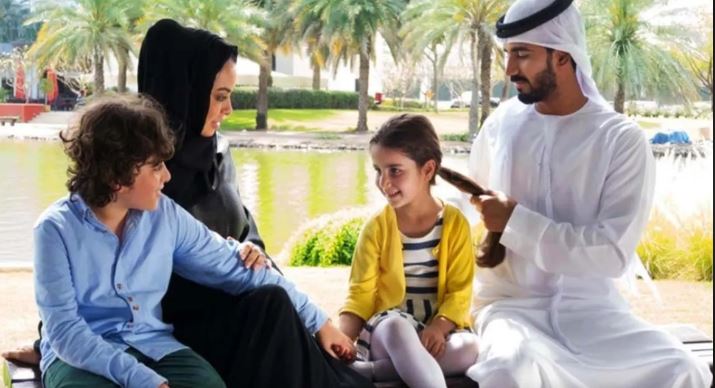 فن الخروج مع الأطفال.. دليل العائلات لنزهات صيفية خالية من المتاعب