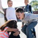 انقسام العائلات الكبيرة.. عندما تتحول صلة الرحم إلى جبهات متنافرة.