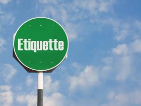 إتيكيت التواجد في الأماكن العامة