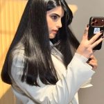 سارة الودعاني.. أيقونة الجمال التي غيرت قواعد المكياج في الخليج