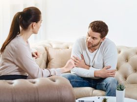كيف تتجنبي استحضار الماضي أثناء خلافاتك مع شريكك؟