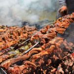 خلف المذاق المدخن.. مخاطر خفية للشواء على الفحم وكيف يتأثر جسمك به؟