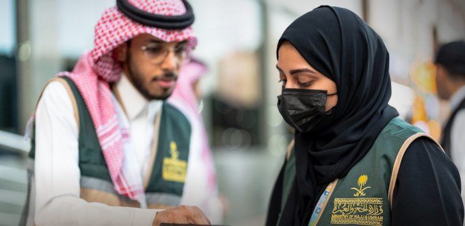 المرأة السعودية في موسم الحج.. حضور أمني وإنساني يعزز خدمة ضيوف الرحمن