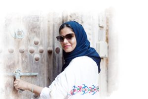 الدكتورة «رنا القاضي» مسيرة من تحديات قطاع البترول إلى ريادة توثيق العمارة السعودية