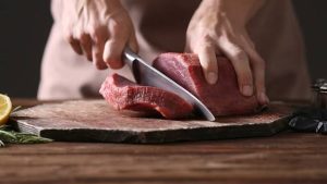 طرق سريعة لتسوية اللحوم.. حيل بسيطة تمنحك طعمًا طريًا في وقت أقل