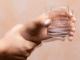 علامات مبكرة لمرض باركنسون قد تمر دون ملاحظة.. تحذيرات طبية تستدعي الانتباه