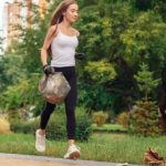 “Plogging”.. رياضة تجمع بين اللياقة البدنية وحماية البيئة