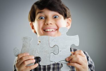 كيف يبني أسلوب "ماذا لو" مرونة الأطفال النفسية والفكرية؟