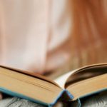 العمل الأدبي.. تعريفه وأنواعه ودوره في التعبير الإنساني