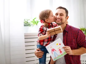 كيف ينعكس غياب الأب عاطفيًا على شخصية الطفل؟