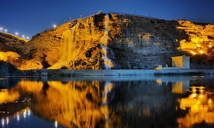 وادي نمار بالرياض.. وجهة طبيعية تجمع الشلالات والبحيرات والأجواء الترفيهية