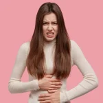 التسمم الغذائي في الصيف.. لماذا تزداد الإصابات وكيف يمكن الوقاية منها؟