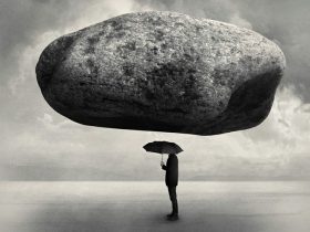 كيف تصنع القسوة إنسان مكسور من الداخل؟
