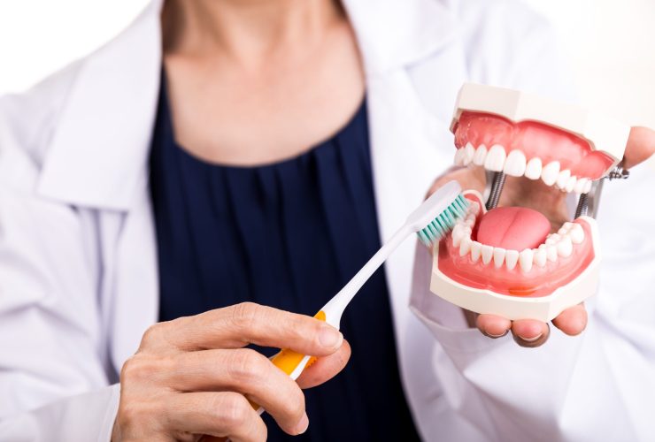 كيف يهدد إهمال نظافة الفم والأسنان سلامة القلب والدماغ؟