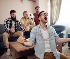 كيف يمكن الحد من التعصب الرياضي؟ خطوات لتعزيز الروح الرياضية والحد من العنف
