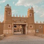 سوق المسوكف الشعبي بعنيزة.. بعث للتراث النجدّي العريق في قلب الحاضر