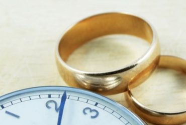 عزوف أم تأجيل؟ قراءة في الدوافع الاجتماعية لارتفاع سن الزواج