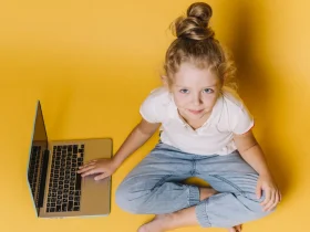 من «ريز» إلى «بت».. رحلة في قاموس أبنائك من جيل ألفا
