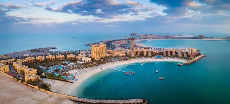 شواطئ آمنة لصيف ممتع.. كيف عززت المملكة منظومة السلامة البحرية للمصطافين؟