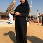 منى الخريص.. بطلة ثلاثية المرأة والصقر والبندقية
