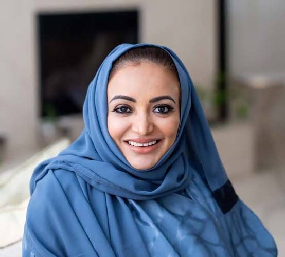 ملاك عابد الثقفي.. طبيبة سعودية تقود الابتكار في علم الأمراض والبحث العلمي