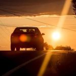10 أشياء لا تتركها داخل سيارتك خلال الصيف.. الحرارة قد تتلفها أو تشكل خطرًا